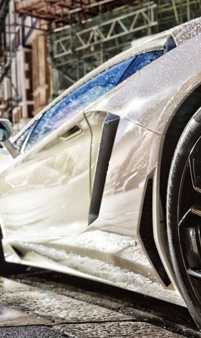 Lamborghini Aventado