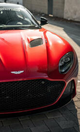 2019 AstonMartin DBS