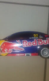V8 supercar