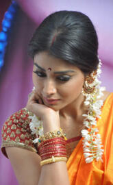 Shriya Saran Cute