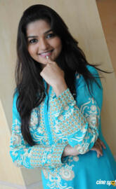 Nithya Ram