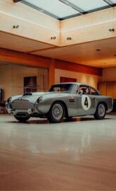 Aston Martin DB4 GT