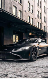 Aston martin vantage