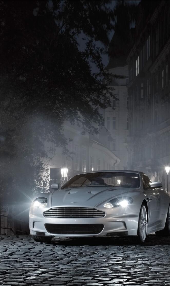 Aston Martin DBS