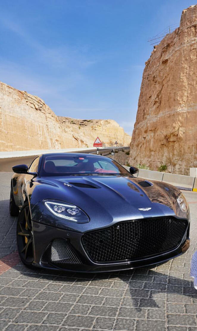 DBS SuperLeggera
