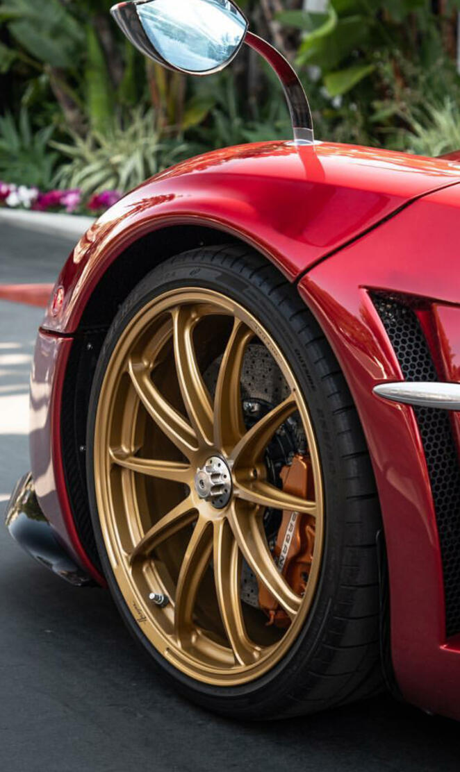 Red n Gold Pagani