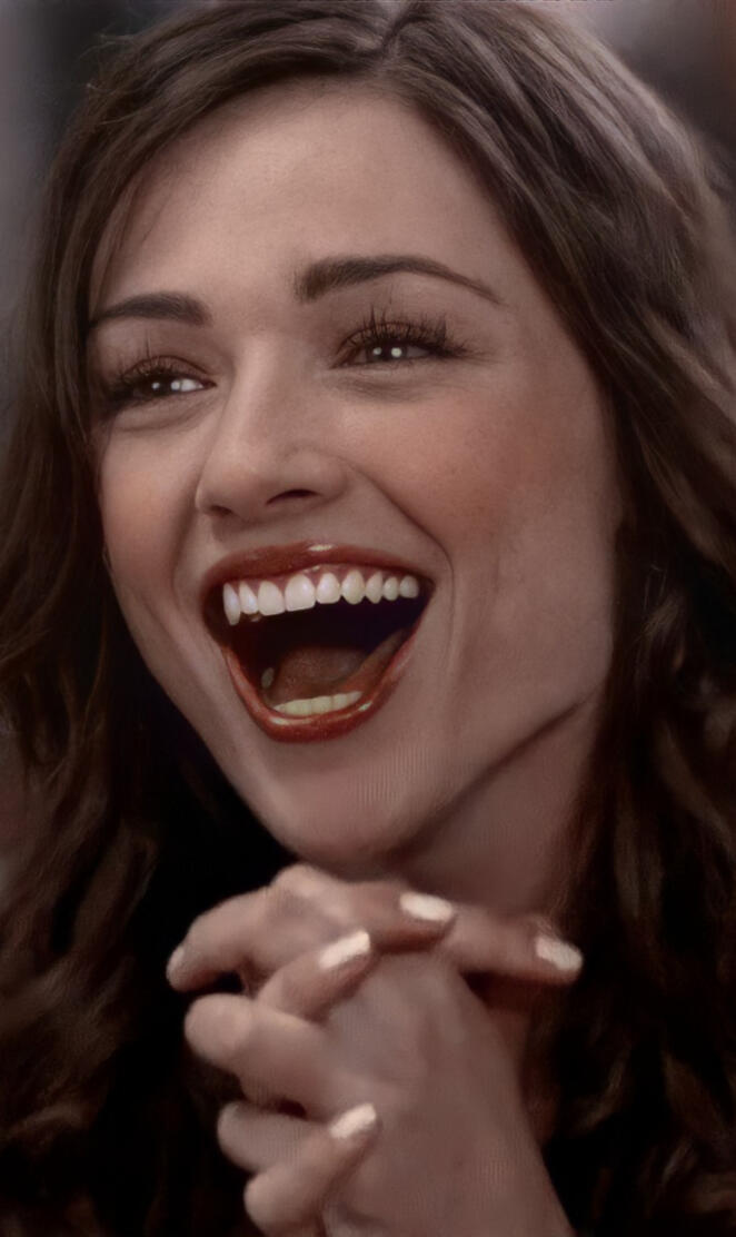 Crystal reed