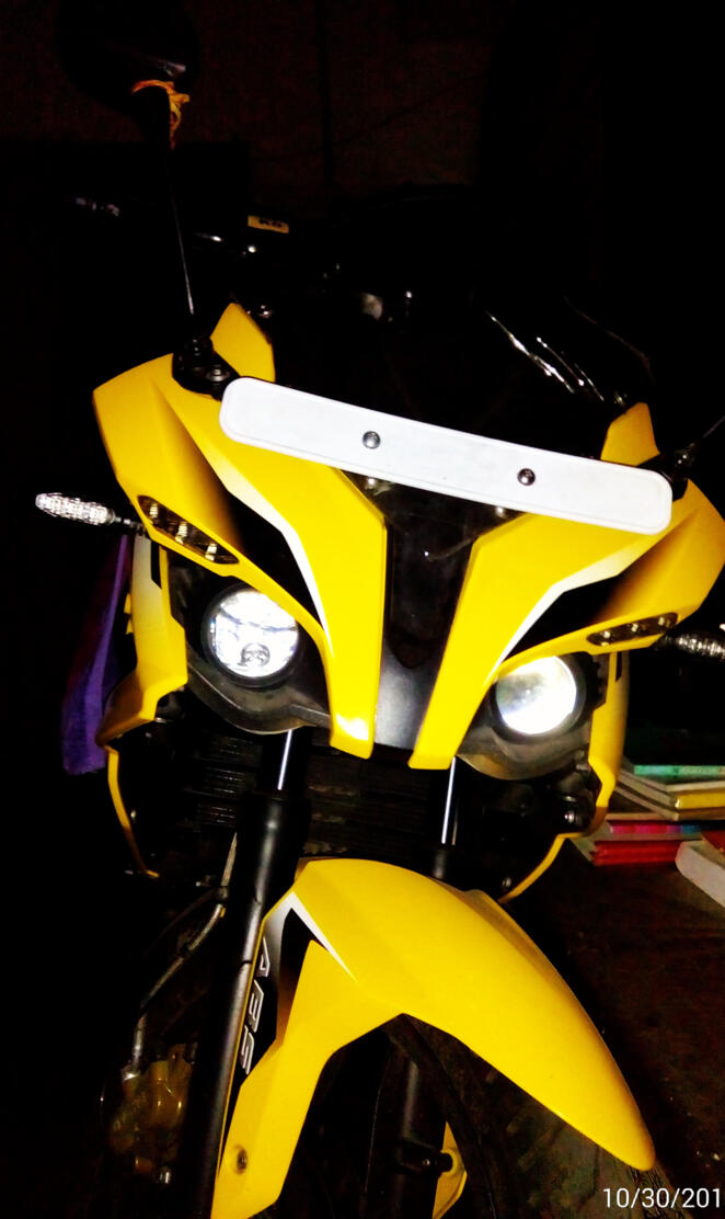 Bajaj Pulsar RS 200