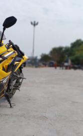 Bajaj Pulsar RS 200