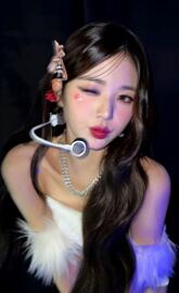 Ive Wonyoung wallpaper