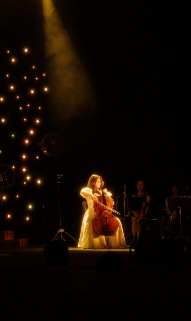 Laufey On Cello At LA | Theater At The Ace Hotel  | Bewitched Tour