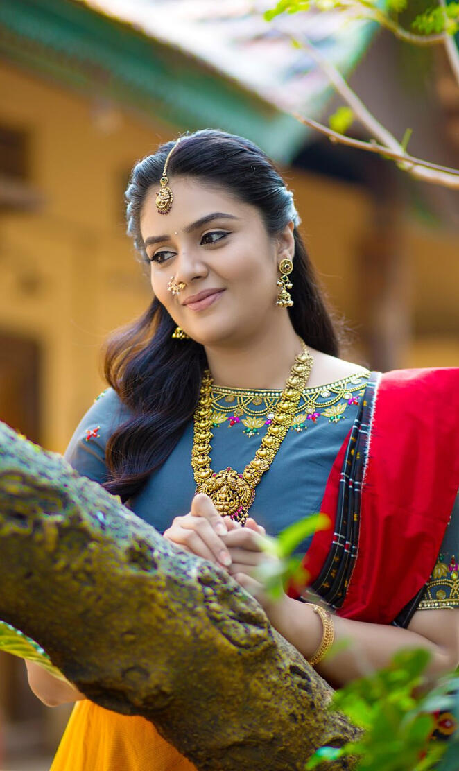 Sreemukhi