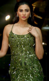 Daisy Shah