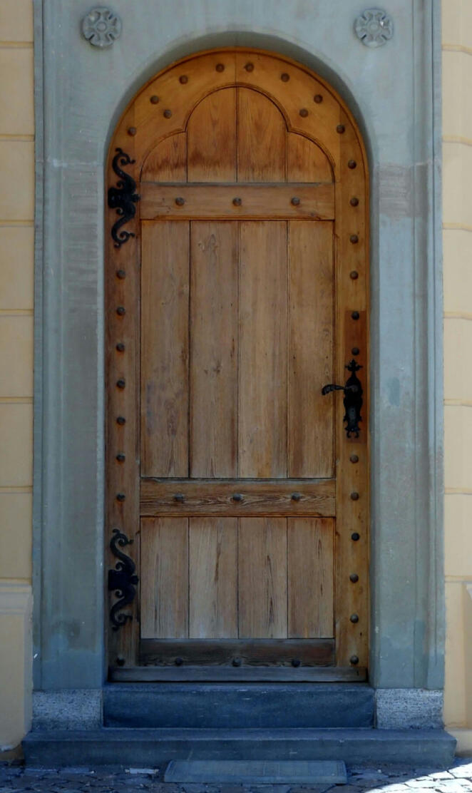 AncientDoor