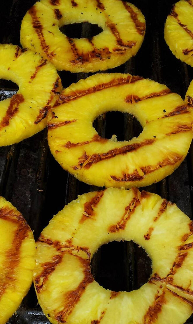 Grilled pineapple