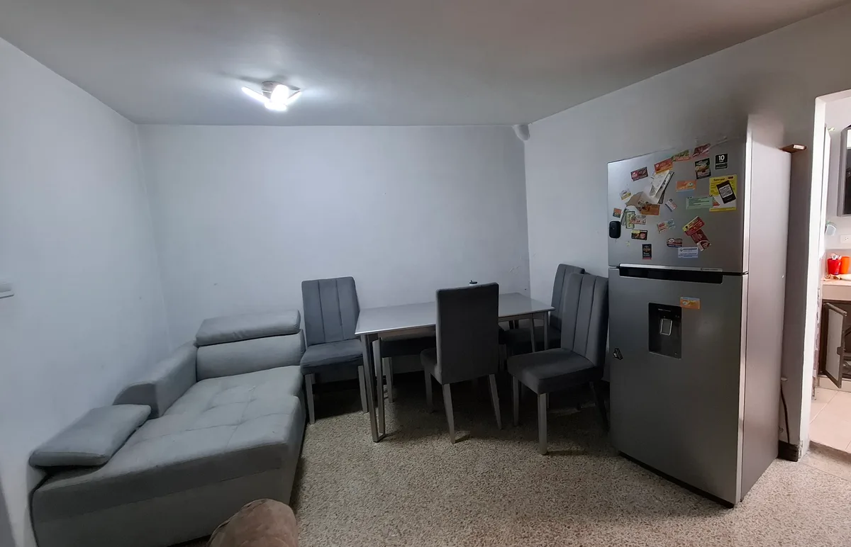 Edificio en venta en Robledo de 127 m² - Imagen 10