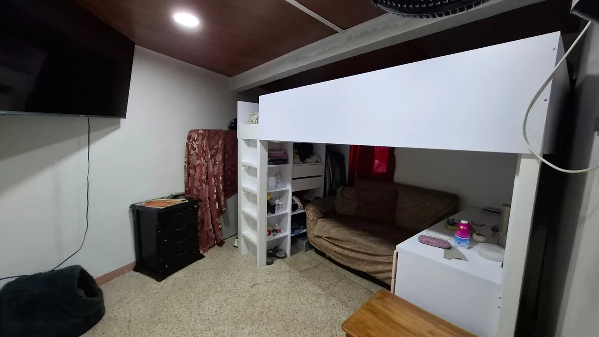 Edificio en venta en Robledo de 127 m² - Imagen 12