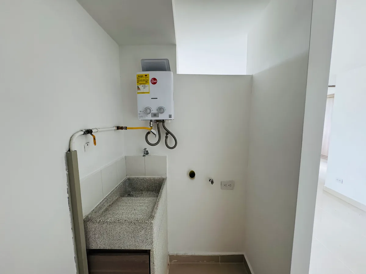 Apartamento en venta en San Antonio de Prado de 44.12 m² - Imagen 3