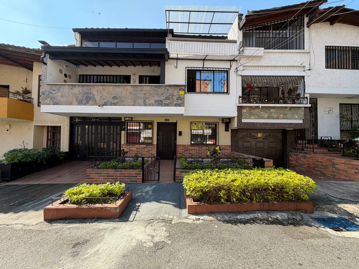 Casa en venta en Laureles-Estadio de 192 m² - Imagen 1