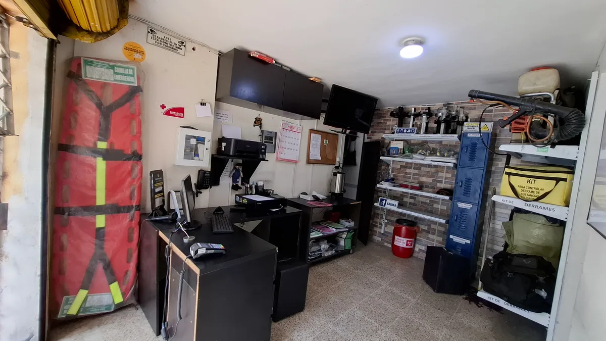 Edificio en venta en Robledo de 127 m² - Imagen 5